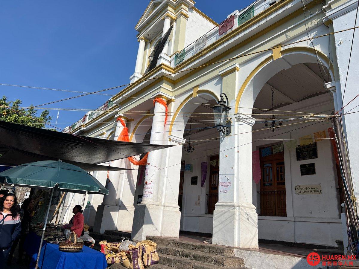 Tepoztlán:政府将帮助商户从市民广场撤离