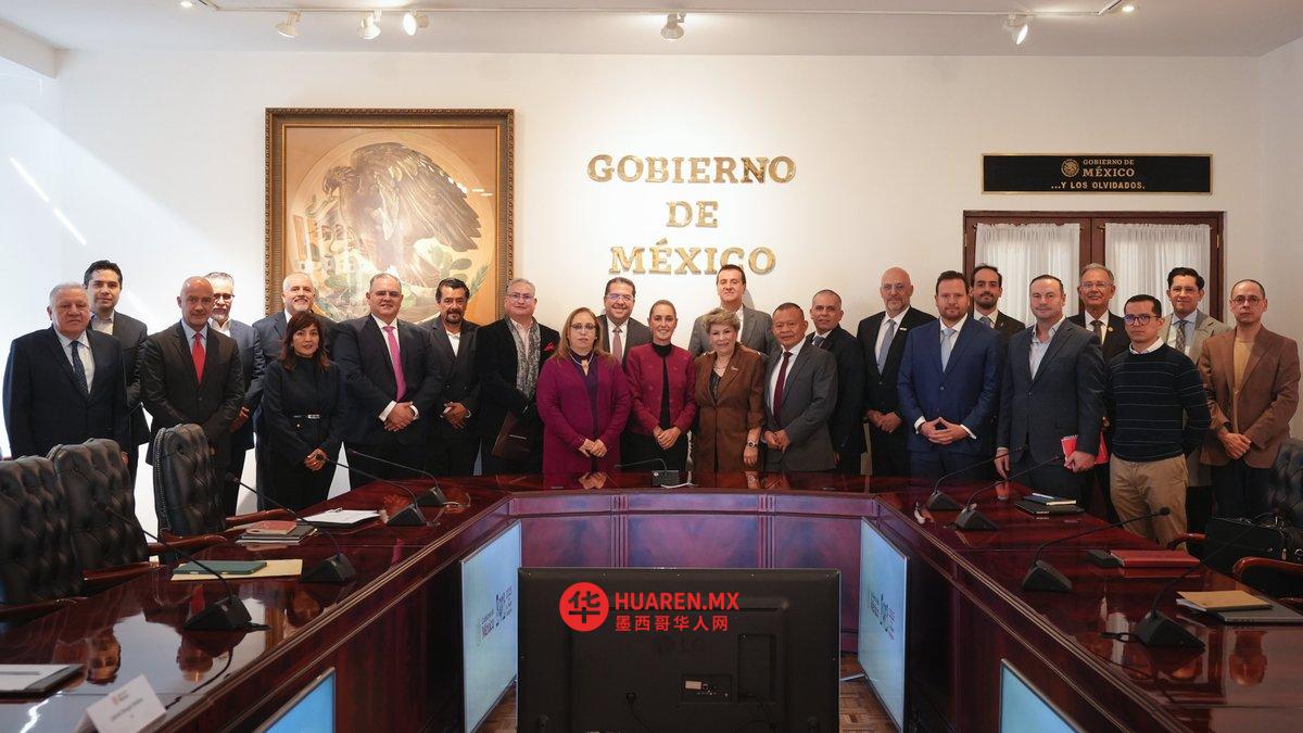 Sheinbaum出席与在AIFA运营的货运公司的第二次会议