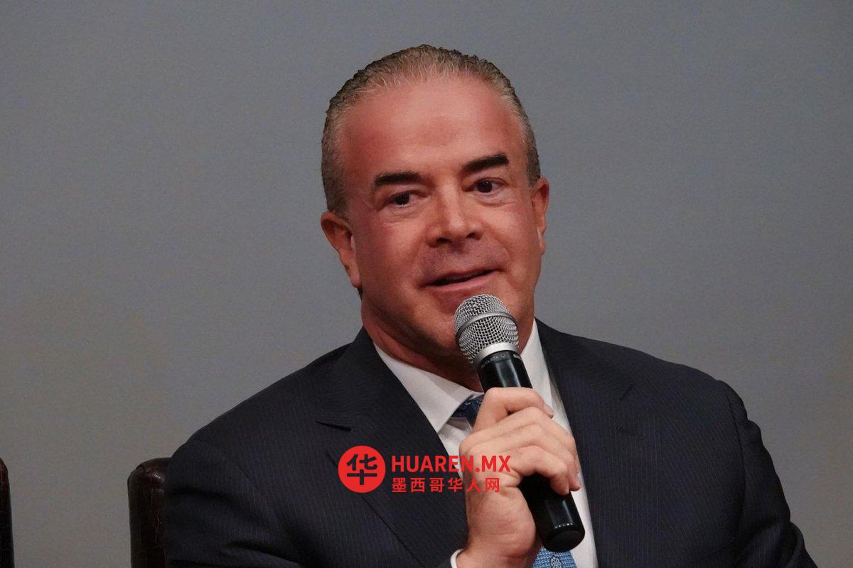 撤销对Raul Rocha Cantú的庇护;他必须出庭接受联邦检察院(FGR)的调查