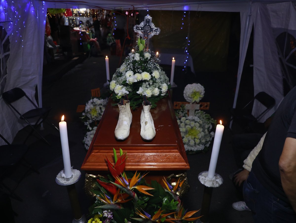 另一位被驱逐出公寓的居民在墨西哥城(Ciudad de México)Centro区的公寓中去世