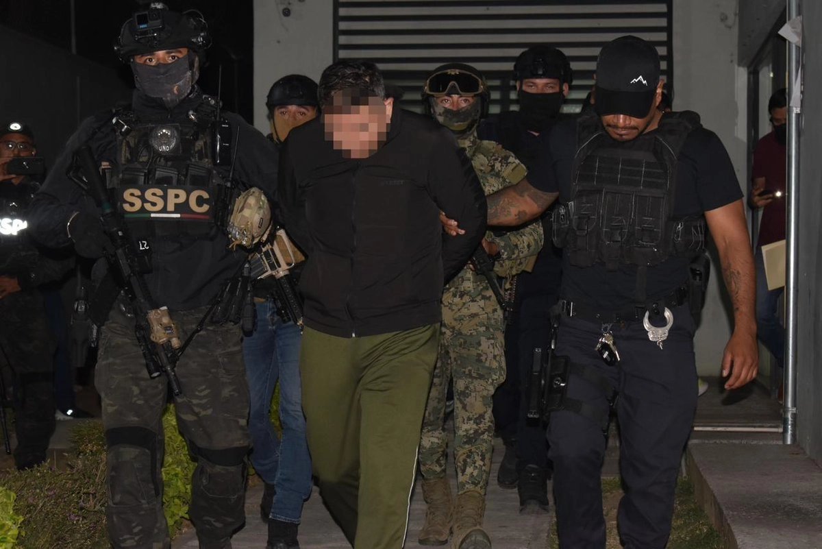 ‘El Licenciado’以及因卡洛斯·曼佐谋杀案被捕的保镖们已被提审