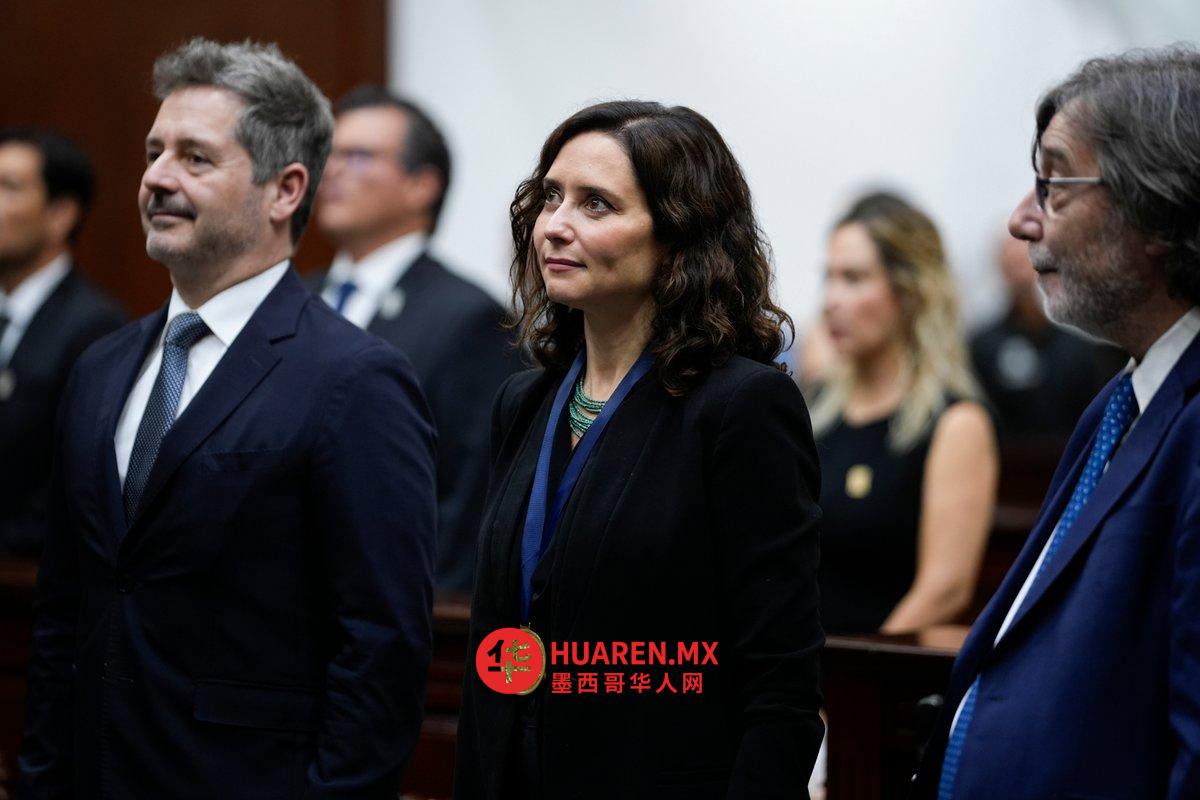 女权主义者抗议伊莎贝尔·迪亚斯·阿尤索访墨,称其可能助推极端右翼议程