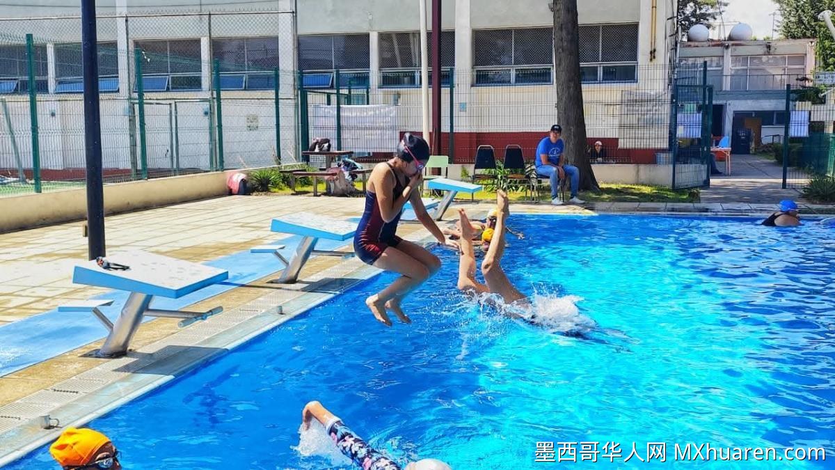 古斯塔沃·马德罗开放8座免费泳池
