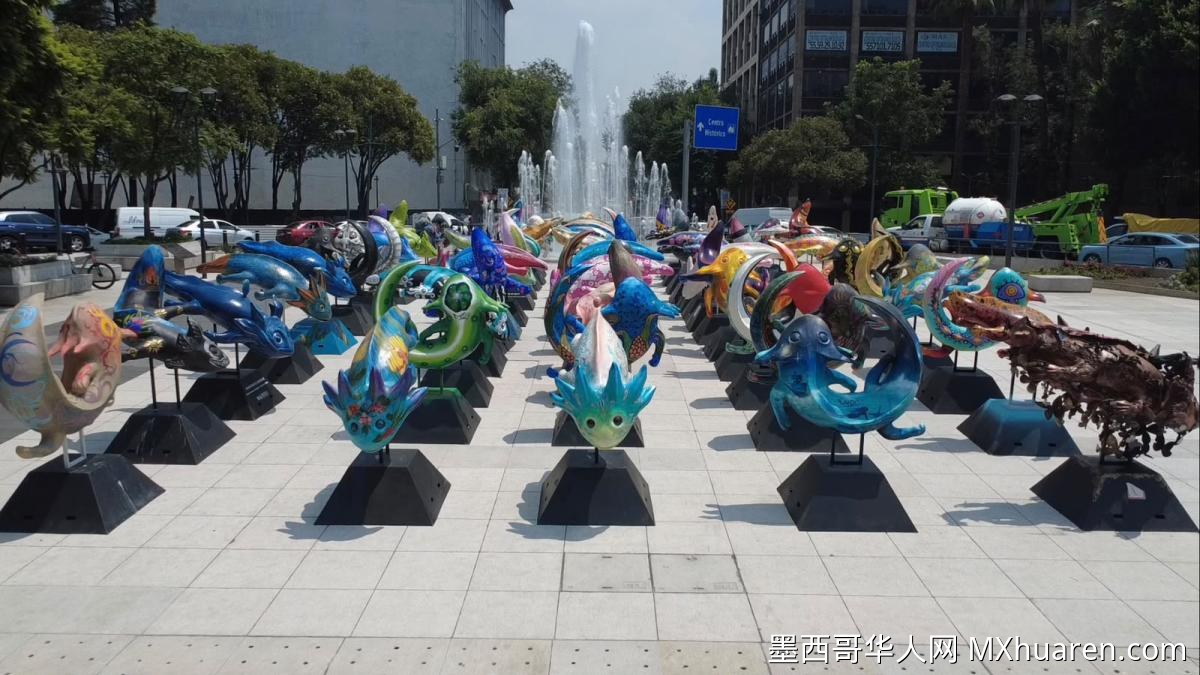 61只巨型蝾螈雕塑赛后被弃街头