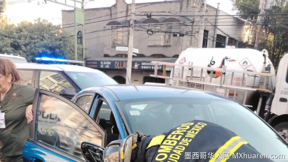 墨西哥城波特ales Sur区发生车祸 摩托车手受伤送医