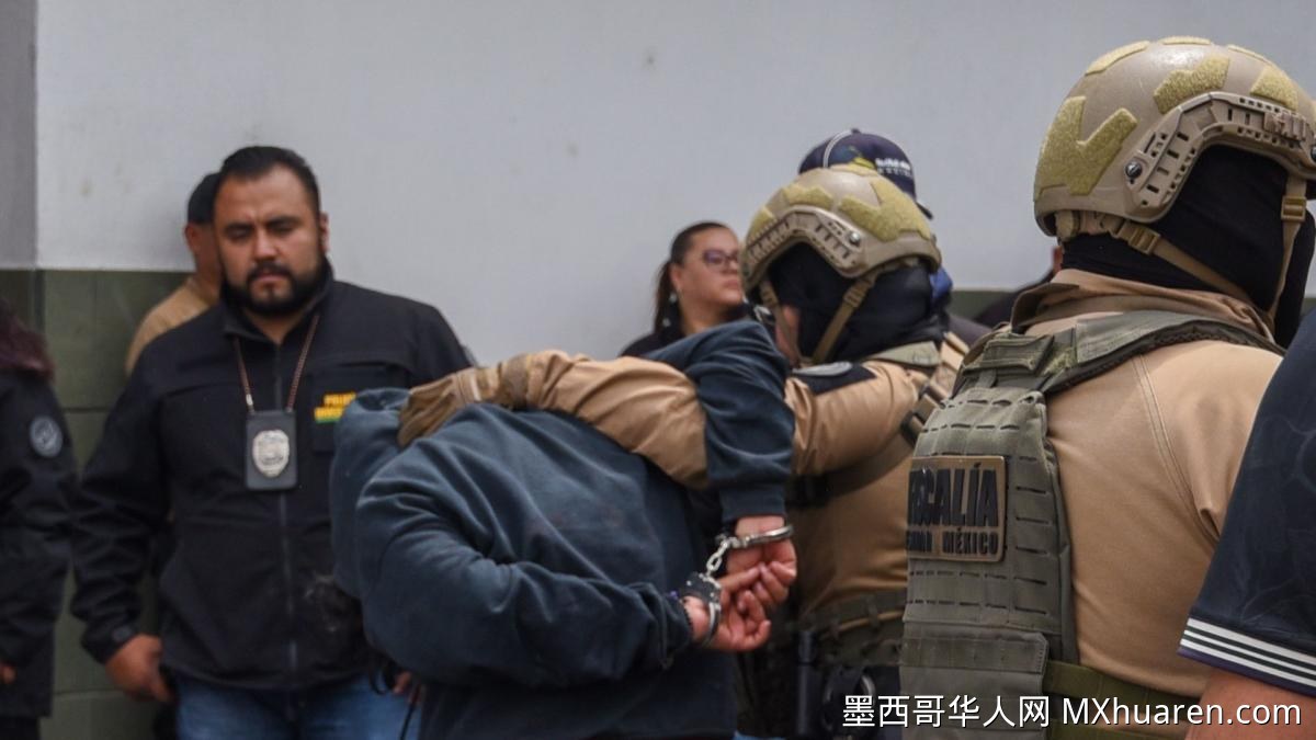 安全内阁一天内逮捕26人 缴获大量武器毒品