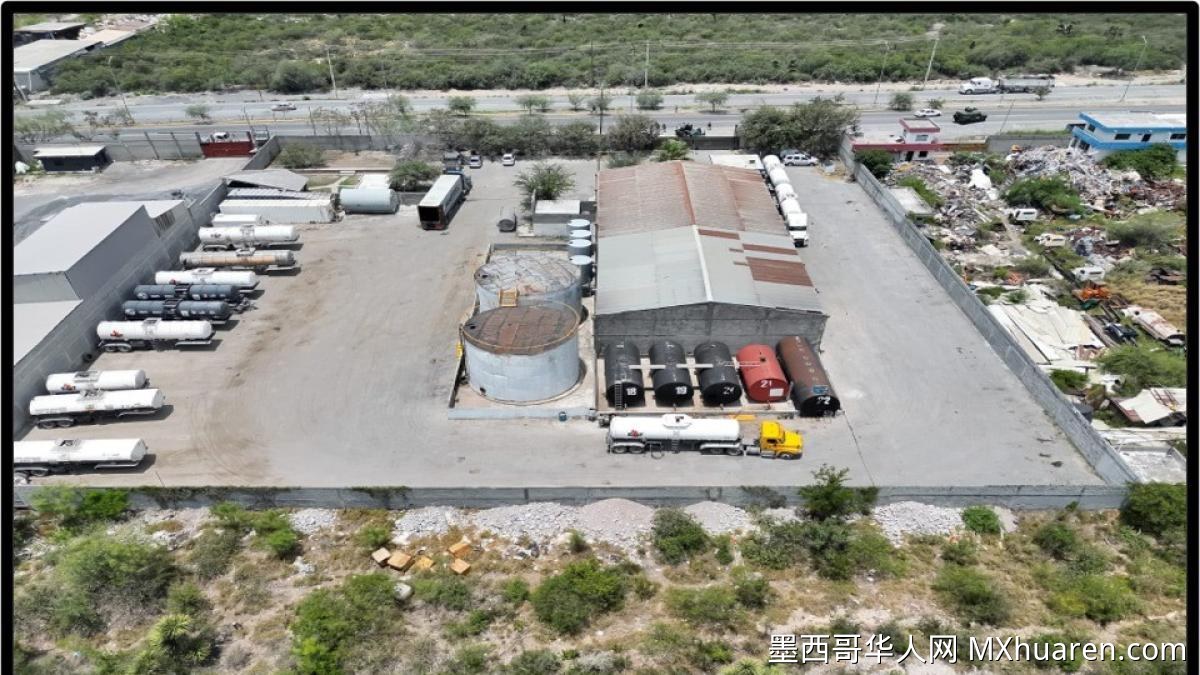 新莱昂州查获11.1万升燃油 捣毁大型非法储油点