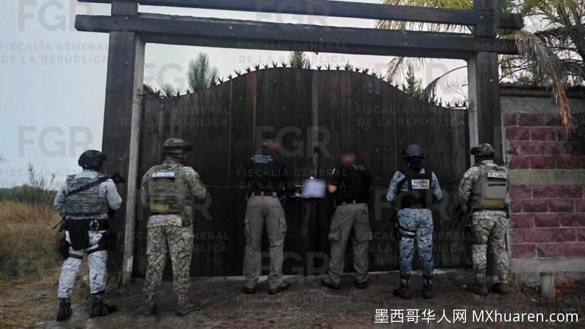 杜兰戈民宅搜出大量军火 联邦检察院查获武器防弹衣车辆