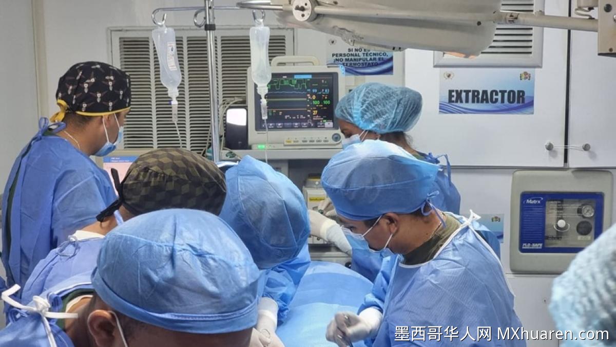 墨西哥军医在委内瑞拉成功为当地士兵实施紧急手术
